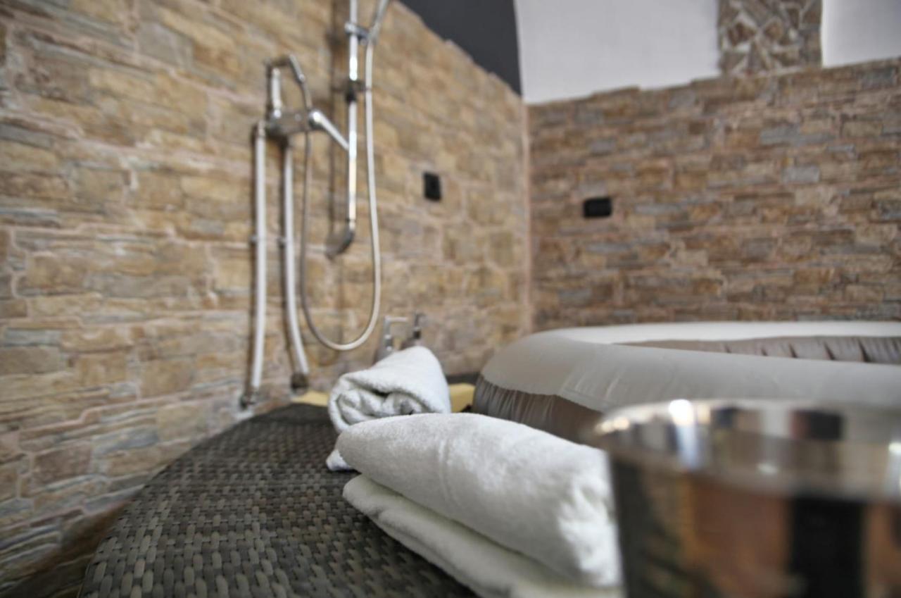 Apartamento La Grotta Salerno Exterior foto