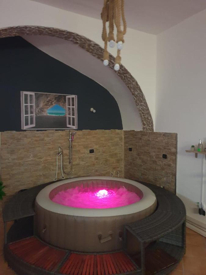Apartamento La Grotta Salerno Exterior foto